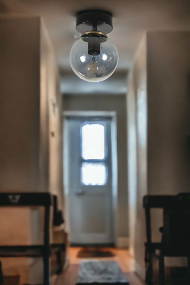 YENİ CAN TEKLİ SİYAH FÜME CAMLI AVİZE