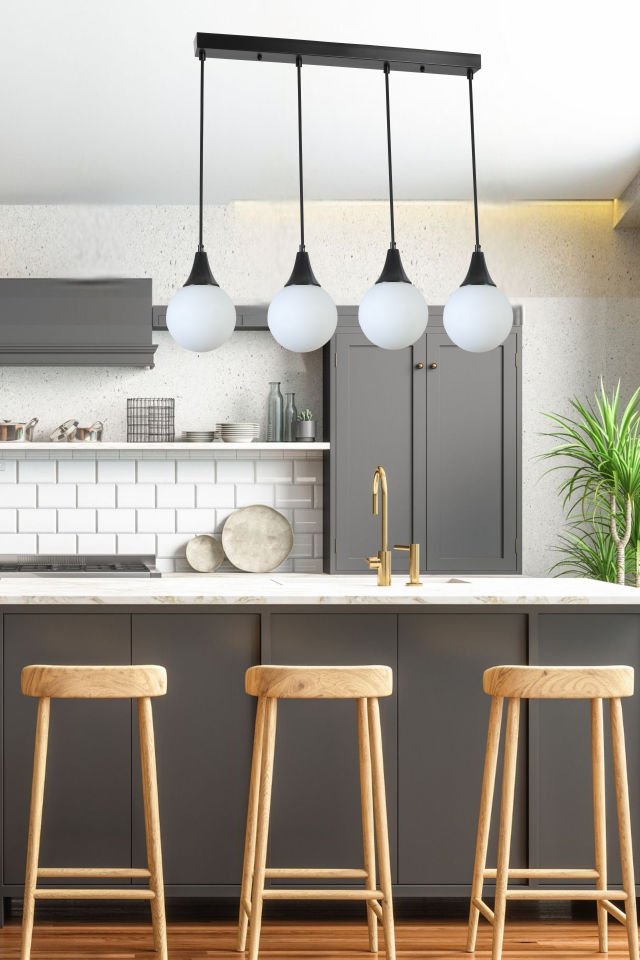 AFRA 4 LÜ SIRALI SİYAH BEYAZ CAMLI SARKIT