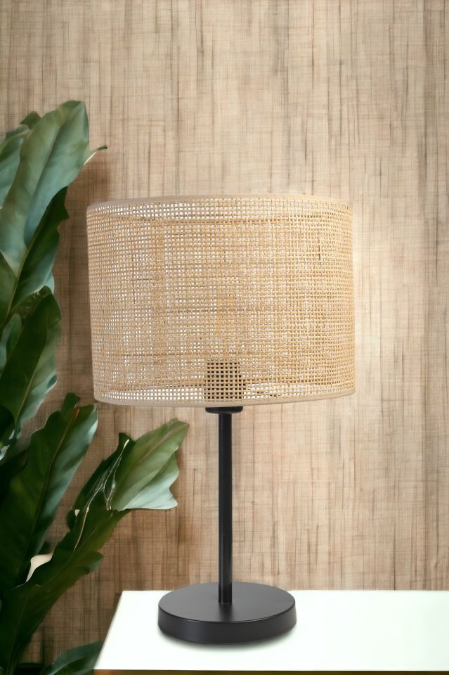 ÖRGÜLÜ RATTAN ABAJURLU MASA LAMBASI SİYAH