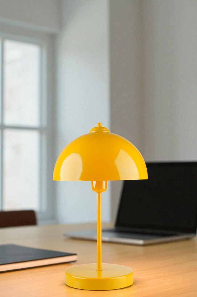 YENİ LUNGO SARI MASA LAMBASI