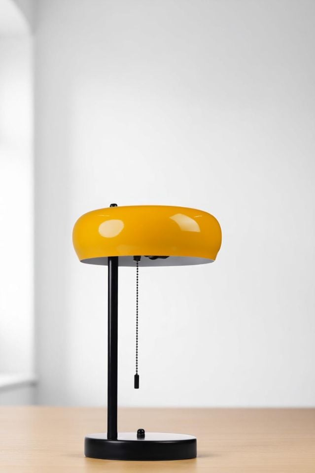 SMİTH SİYAH SARI BAŞLIKLI MASA LAMBASI