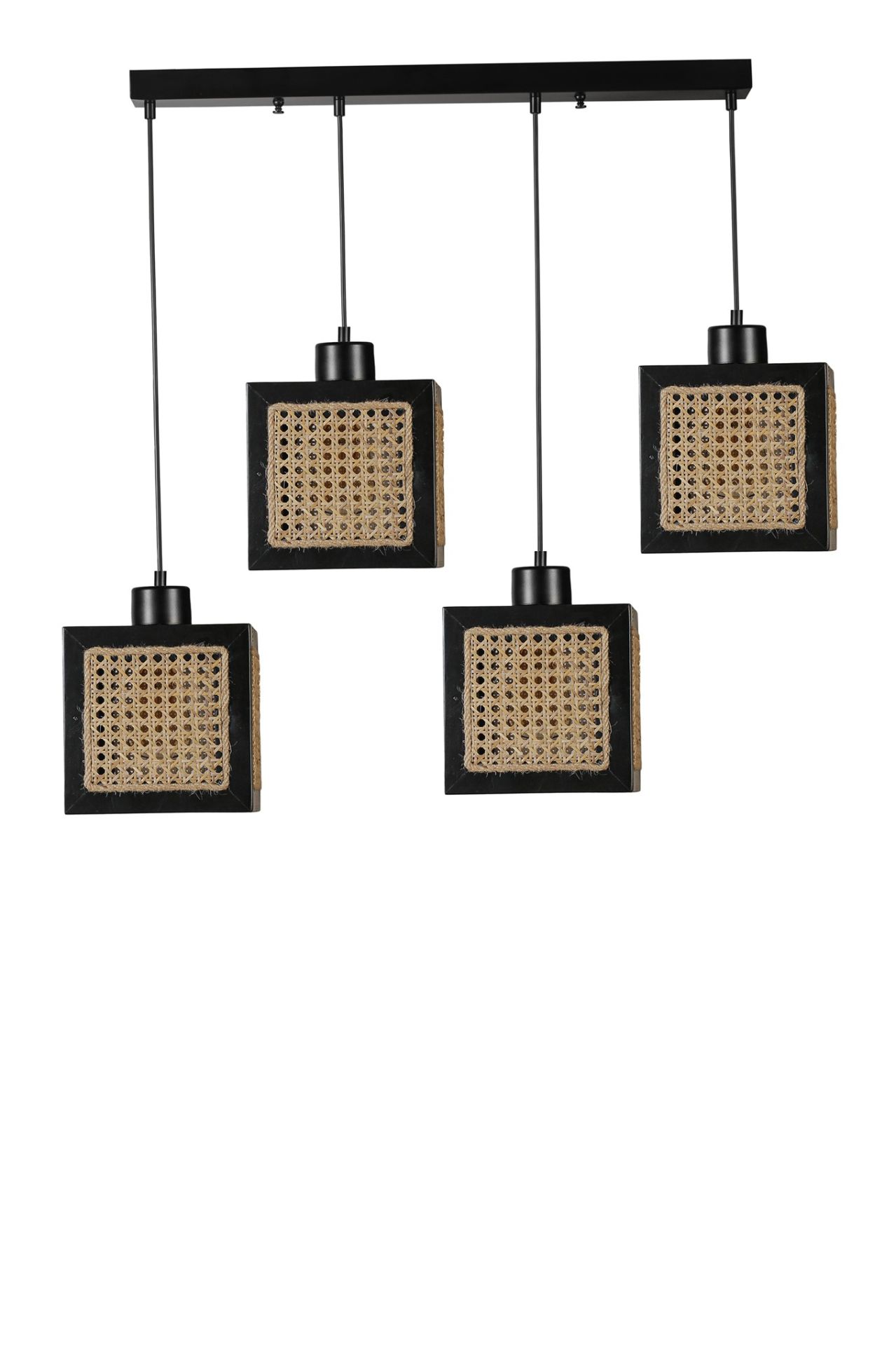 KUMSAL 4 LÜ SIRALI SİYAH RATTAN AVİZE